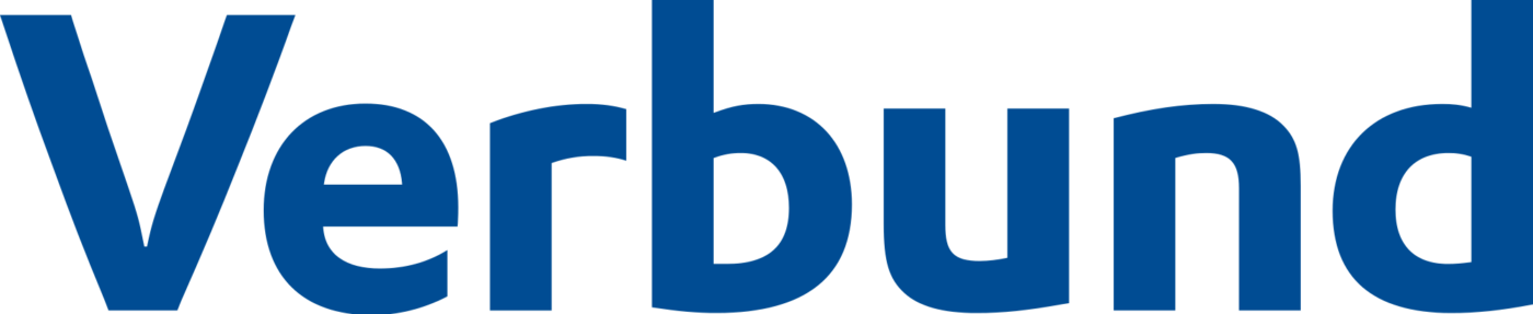 Das Bild zeigt das Logo des VErbund. Auf weissem grund ist der Schriftzug in blau zu sehen.