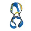 Das Bild zeigt das Kinder Klettergeschirr Salewa Rookie FB Complete Harness. Der blau gelbe Kinderklettergurt ist aufrecht und ausgebreitet in Bildmitte auf einem weißem Quadrat zu sehen. MAn erkennt alle Produktdetails wie die Bänder, Schnallen und Anseilschlaufen.